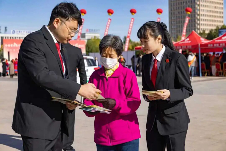 微信图片_2025-10-14_114126_760.jpg