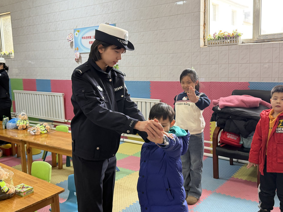 1770621081614665.png 图片2.png